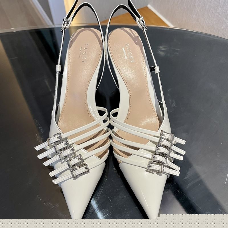 G*u*i sandals